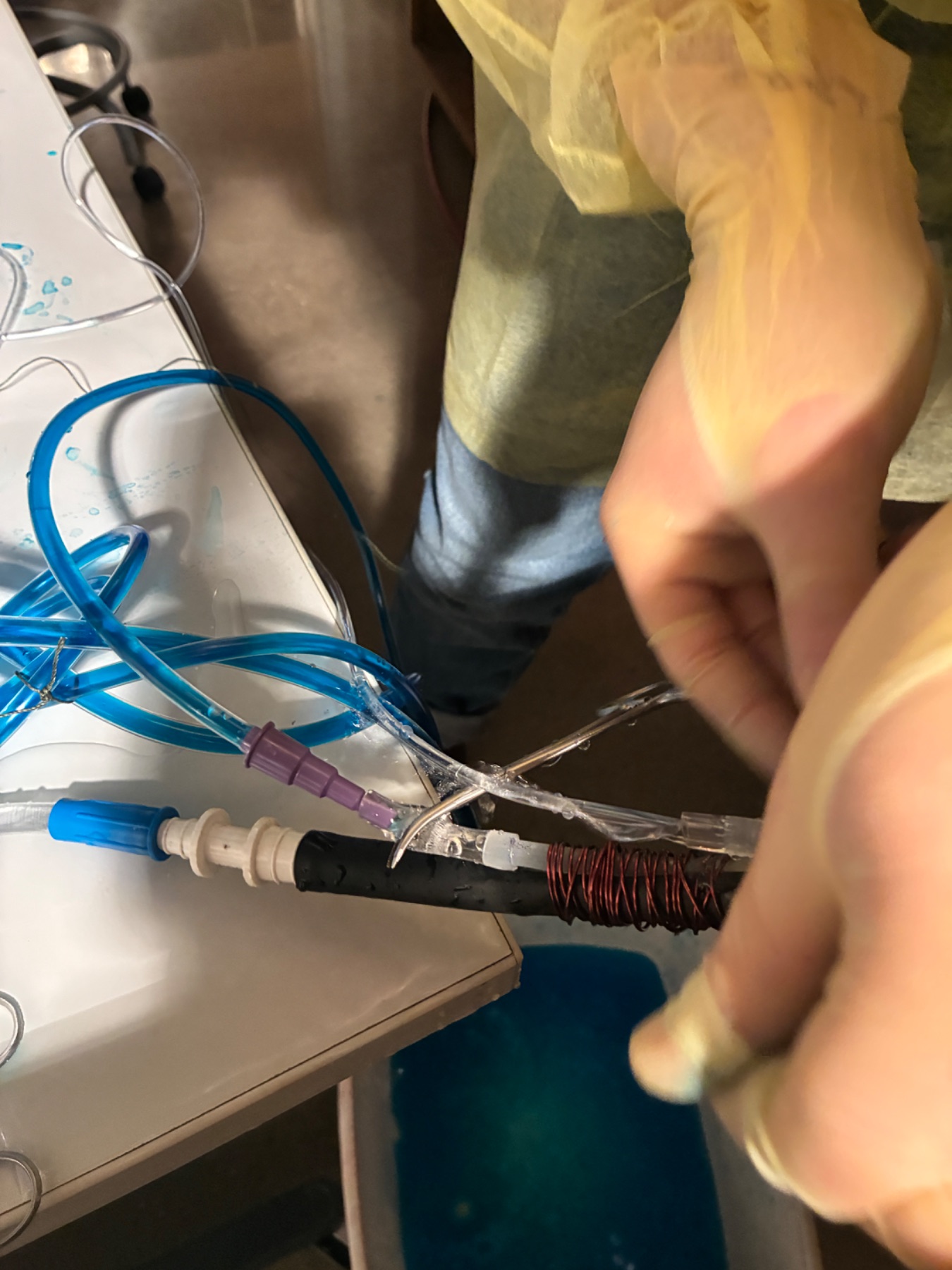 Copper-wound sensor node bonded onto the circulation tubing
